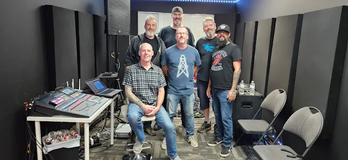 Studio Lounge and Relaxation Area